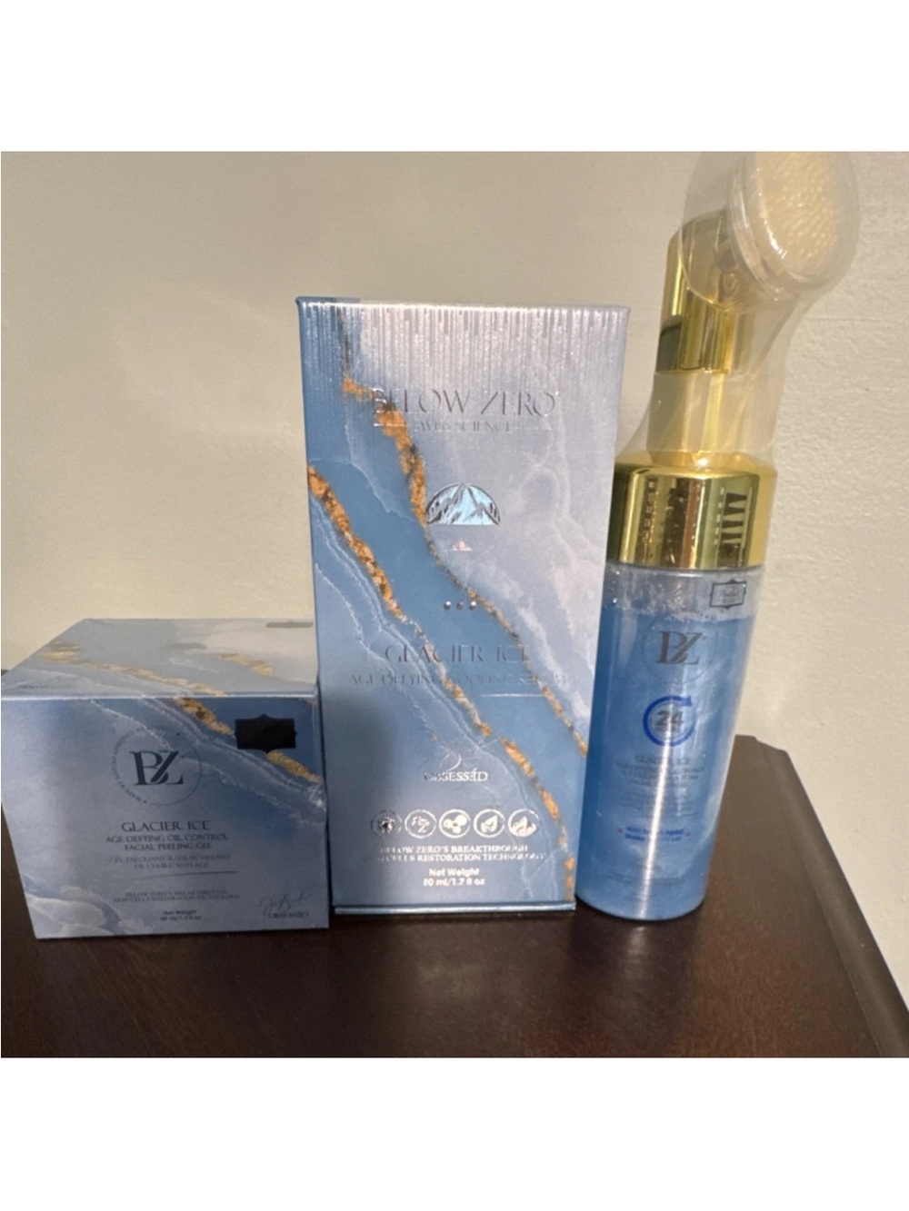 Glacier Ice Hydrating Mask  and face trio – Blue